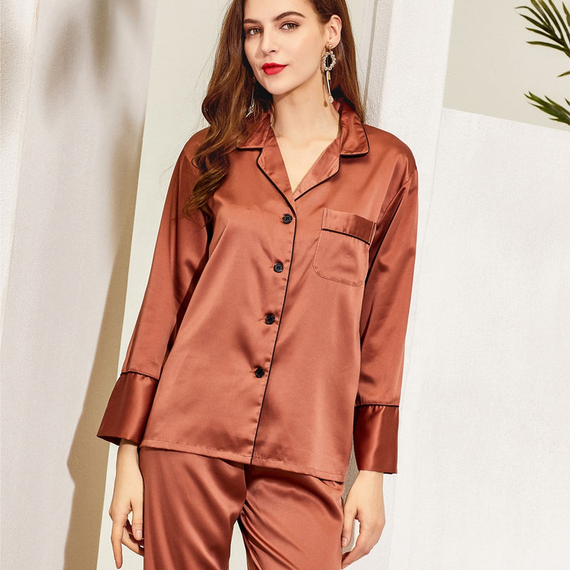 Fung 6001 Factory New Design Long Pyjamas Women Satin Satin Pjs For Women Silk Dressing Gown